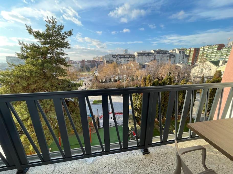 Idealapartments Llc 4 Pristina Esterno foto