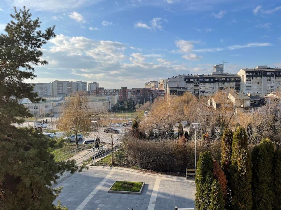 Idealapartments Llc 4 Pristina Esterno foto
